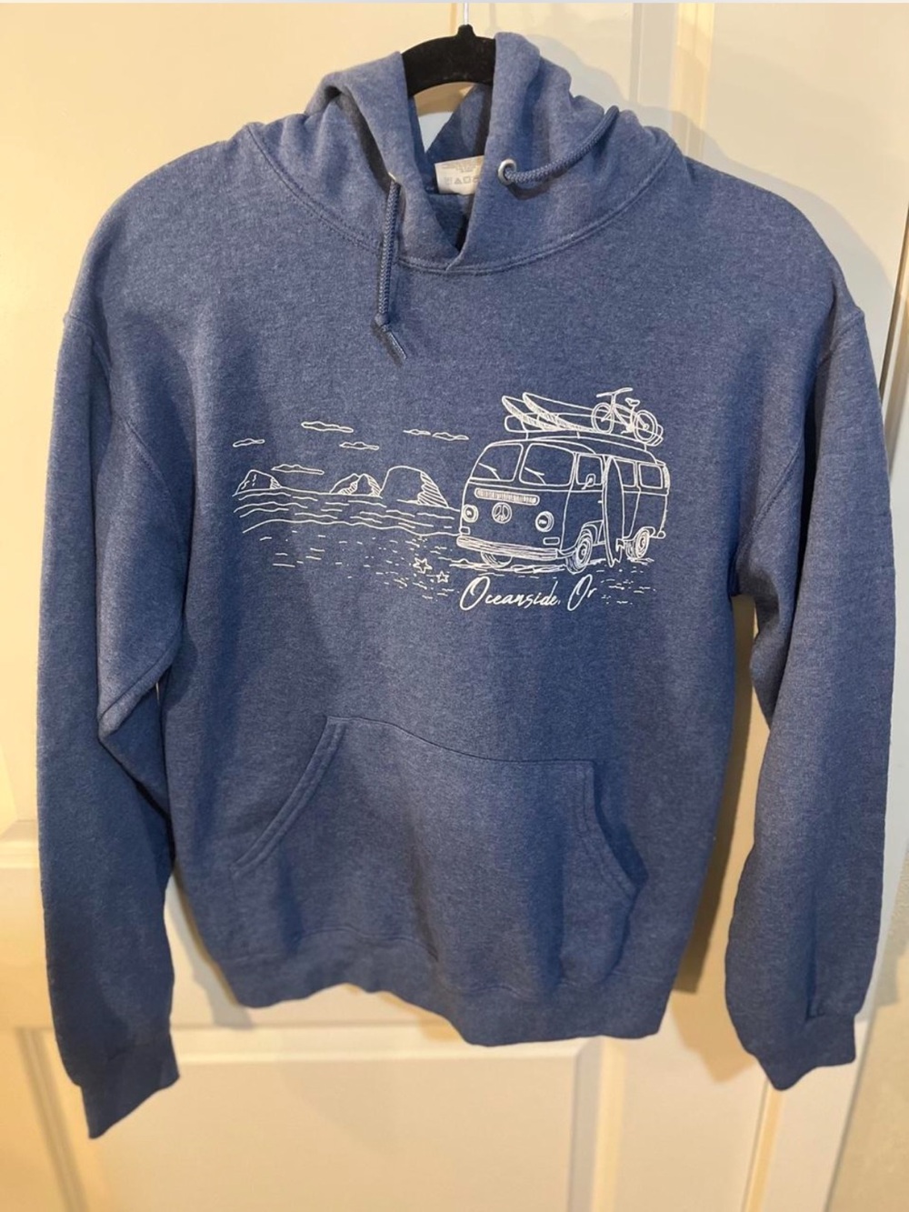 Beachy Graphic Hoodie Sweatshirt